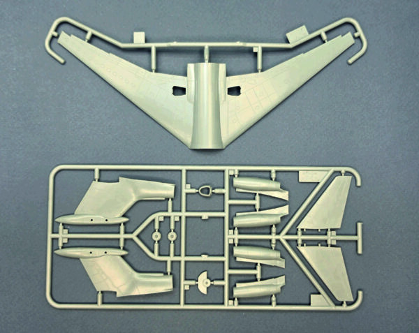 Trident 2E_2 HS-121 Trident 2E